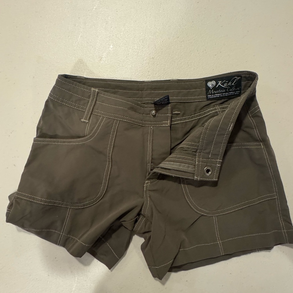 Kuhl Women's Cargo Shorts in Olive Green